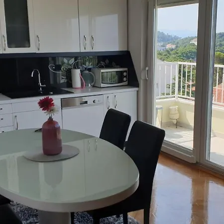 Appartamento Petra Makarska